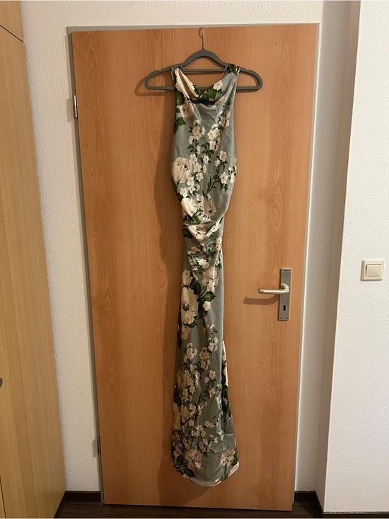 Reformation Dresses & Skirts - Reformation Anaiis Sage Green Floral Satin Cowl Maxi Dress in Tarragon